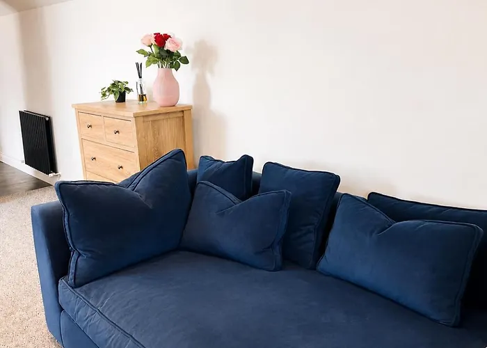 Luxury 4Br En-Suite Lodge Business Stays With Parking